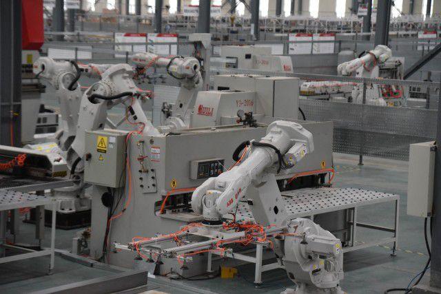 智能机器人走进电梯企业:徐州—上海大院大所对接合作开花结果|工厂